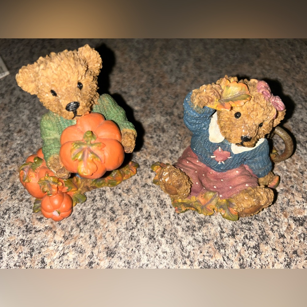 Set of 2 Home Interiors Vintage Bear in Pumpkin Patch “Thank you Bears” 1999 KK